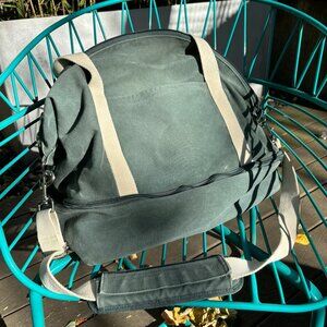 Lo & Sons Catalina Deluxe Small Weekender